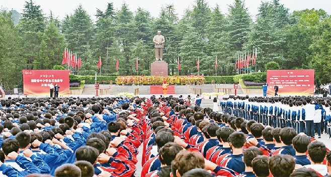 打牢做好思想政治工作的基本功